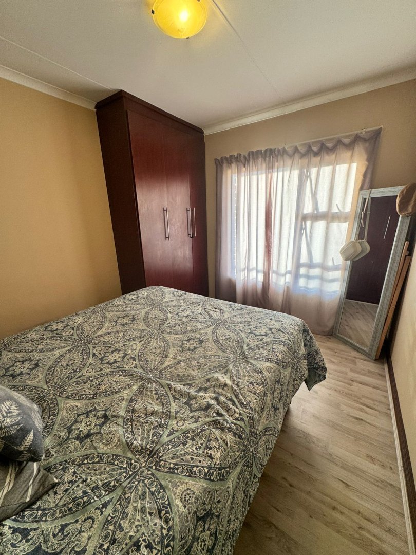 2 Bedroom Property for Sale in Lourierpark Free State